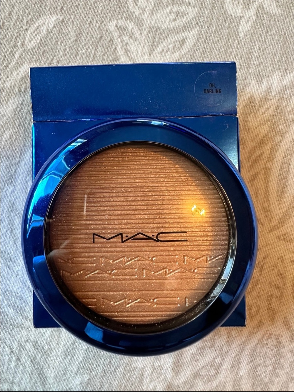 MAC Cosmetics extra dimension skin finish